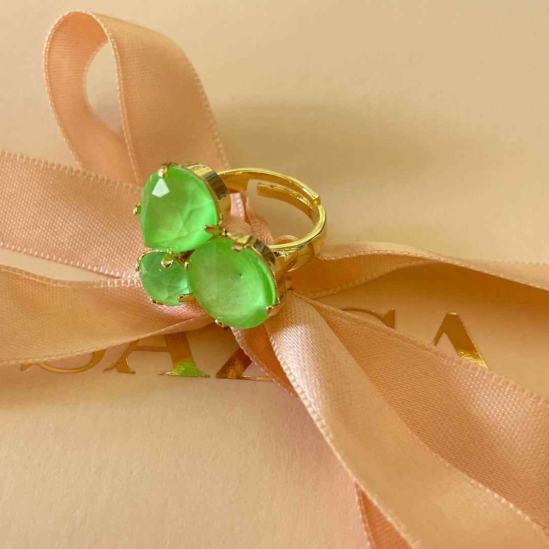 Neon green summer set