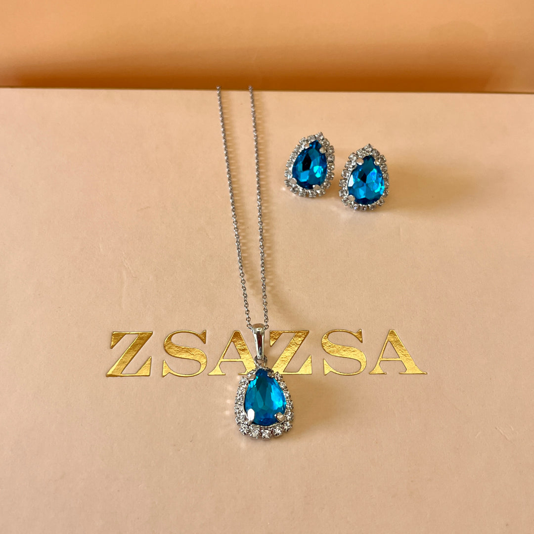 Turquoise teardrop preciosa crystals set