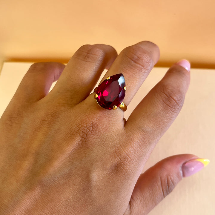 Dark red teardrop Preciosa crystals set