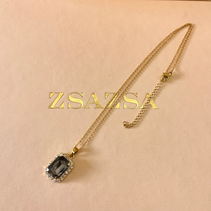 Grey rectangular Preciosa crystals set