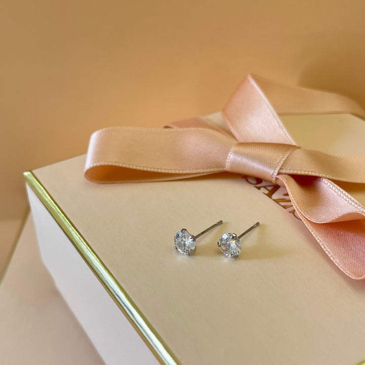 Solitaire zircone studs