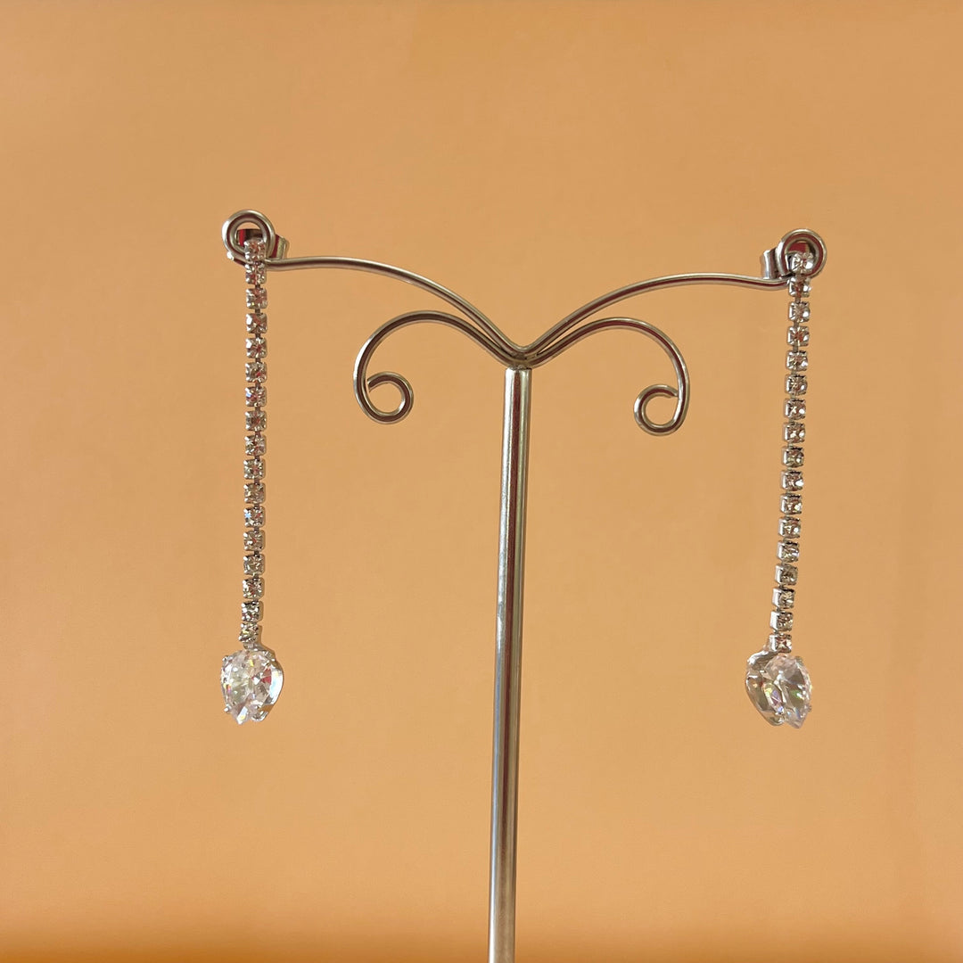 Silver zircone long earrings
