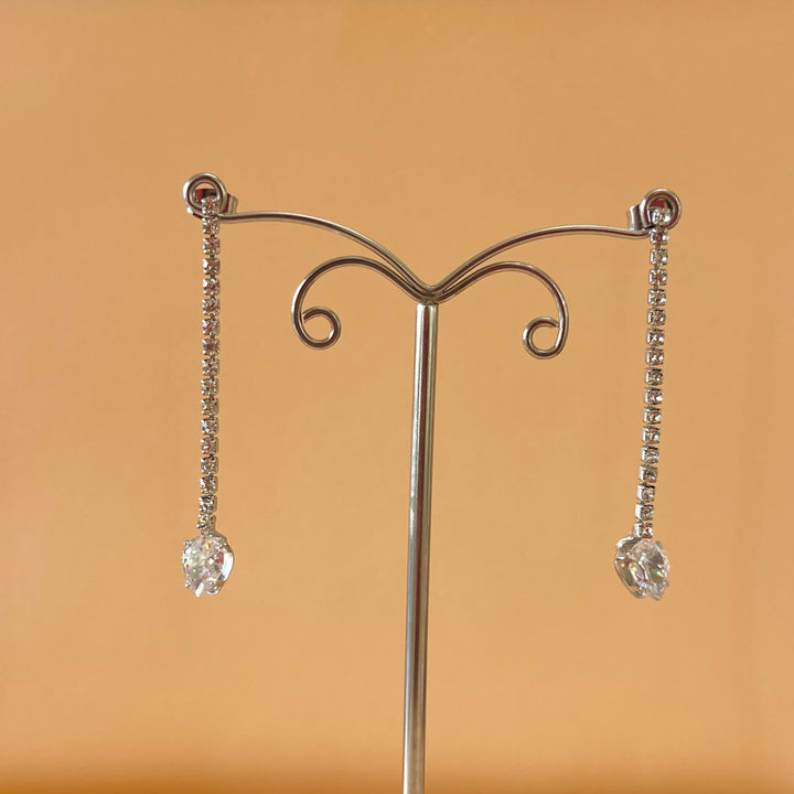 Silver zircone long earrings