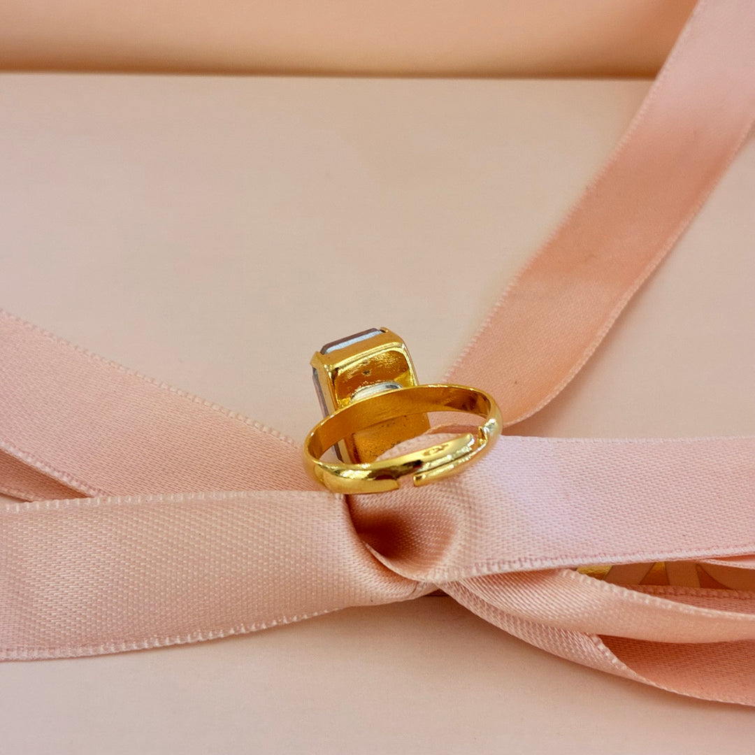 Light pink Preciosa crystals gold plated square set