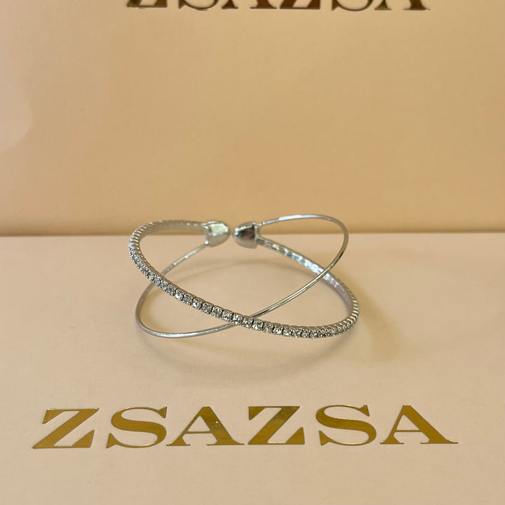 Dainty silver bangle