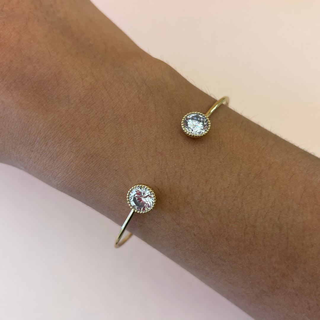 Dainty bangle