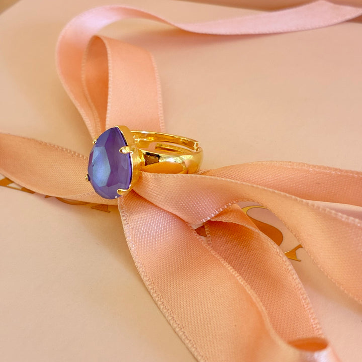 Mix shapes of lilac Swarovski crystals gold plated set