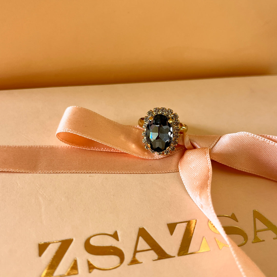 Grey oval preciosa crystals set