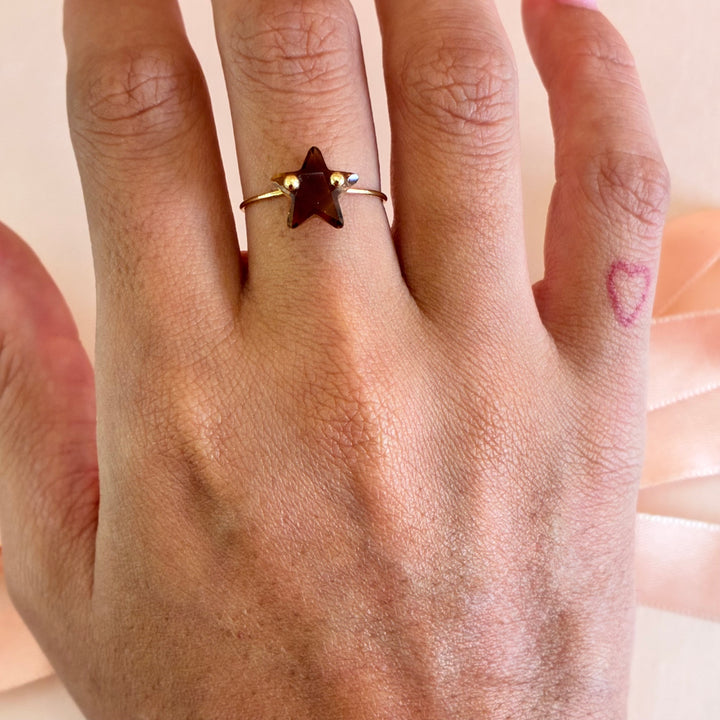 Brown resin star gold plated ring