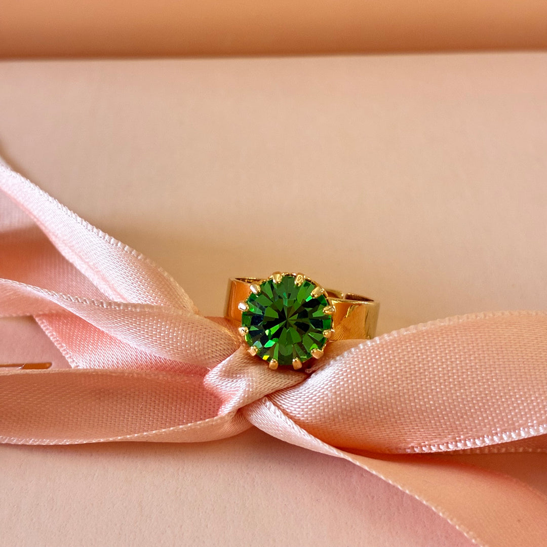 Green solitaire Preciosa crystals gold plated ring