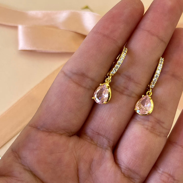 Teardrop zircone hoops