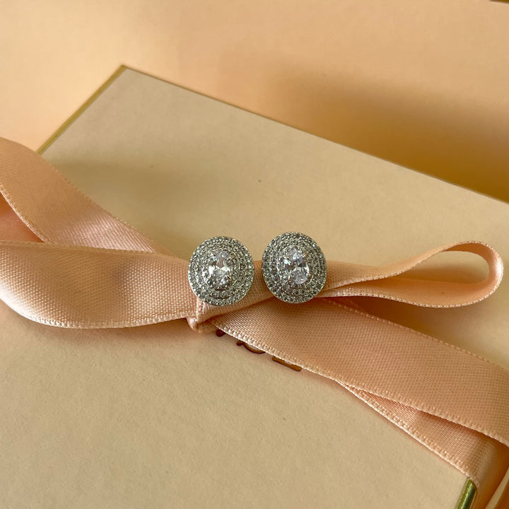 Silver zircone studs