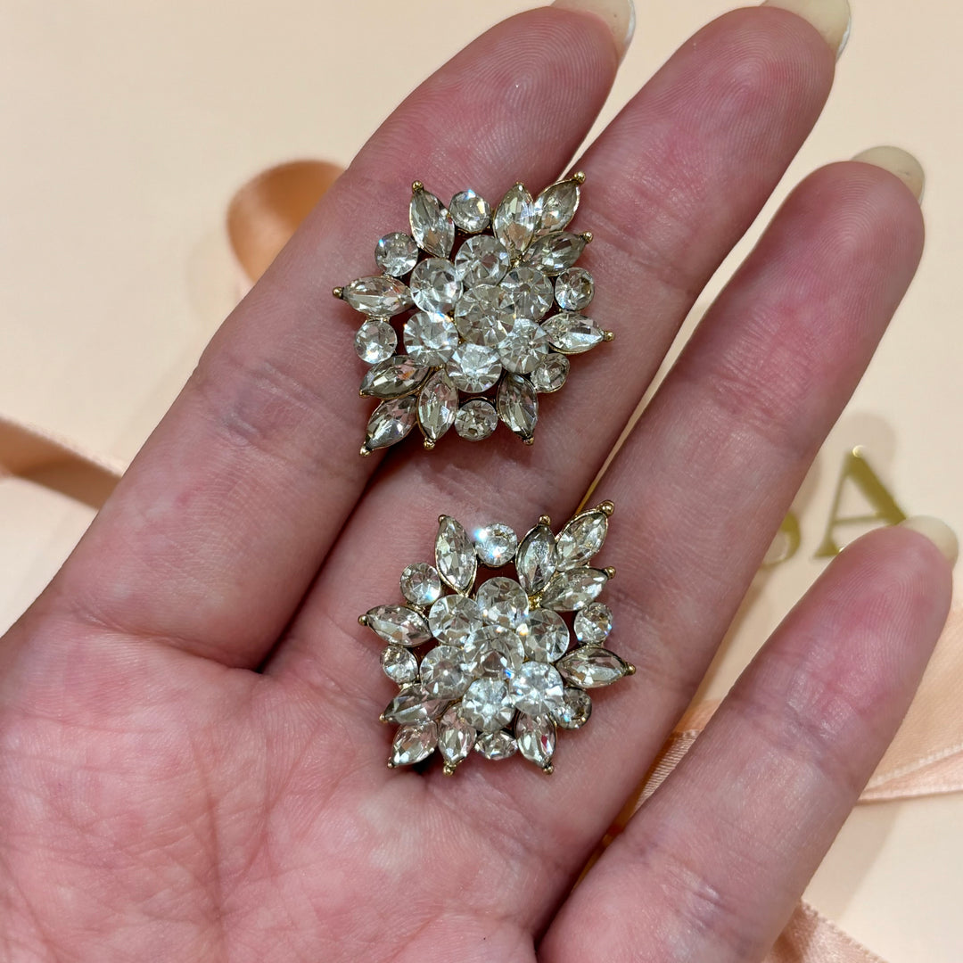 Marquise studs earrings