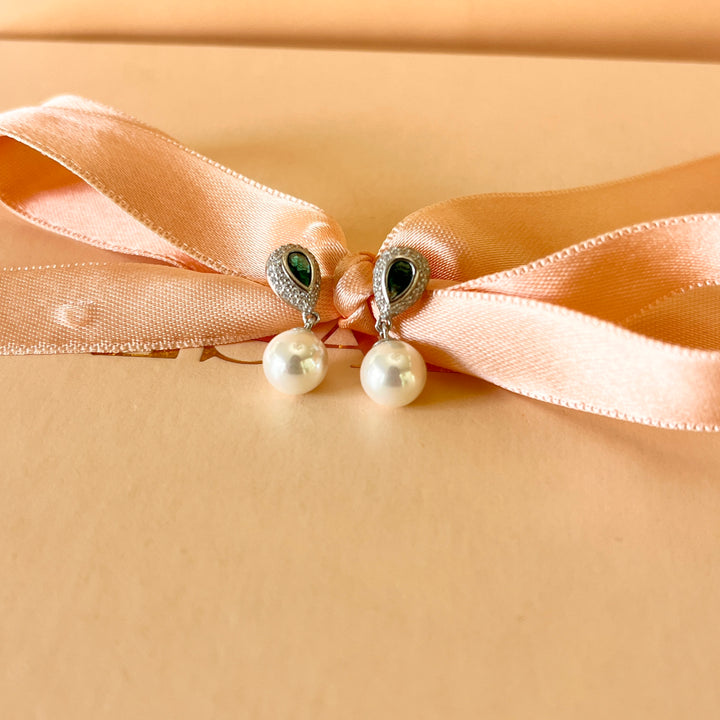 Dark green zircone and pearls earrings