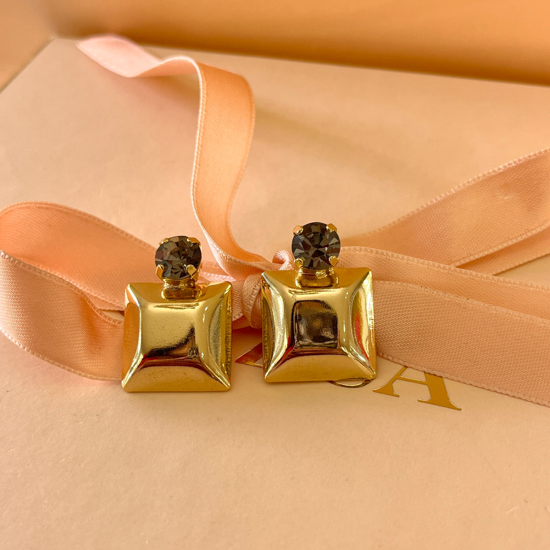 Grey preciosa crystals studs