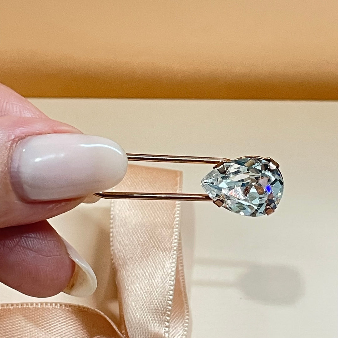 Rose gold or gold pin