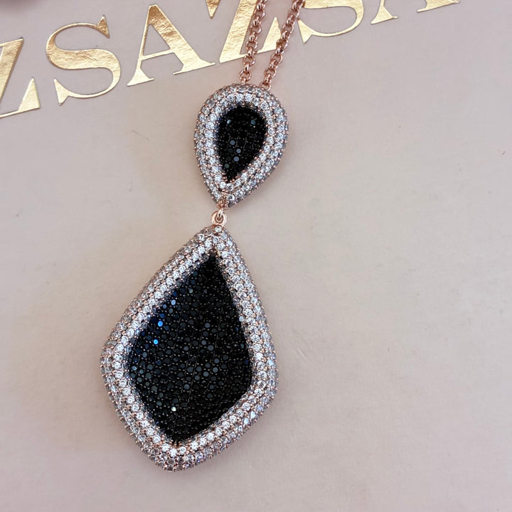 Black zircone rose gold plated pendant set