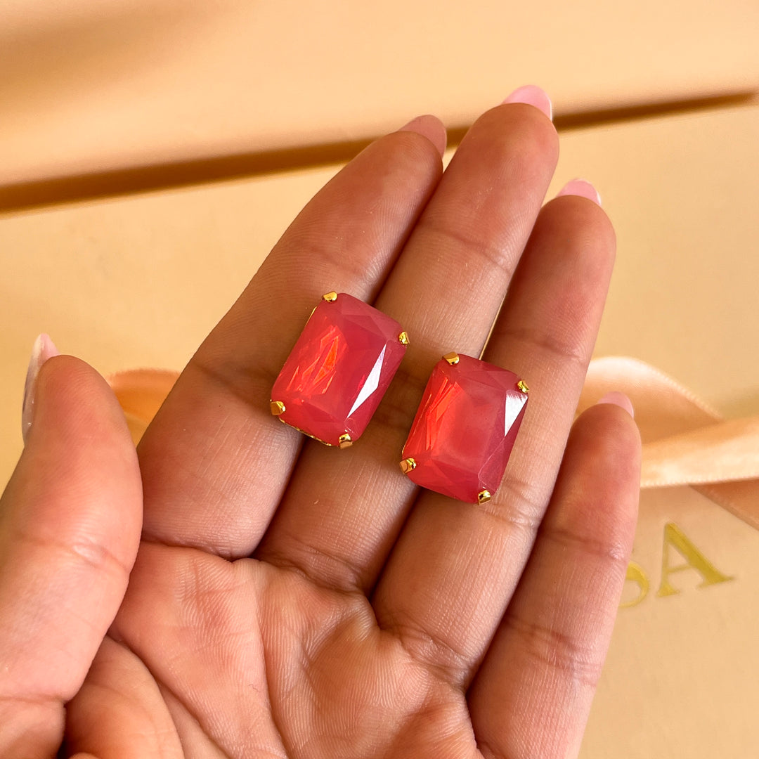 Coral rectangular preciosa crystals set