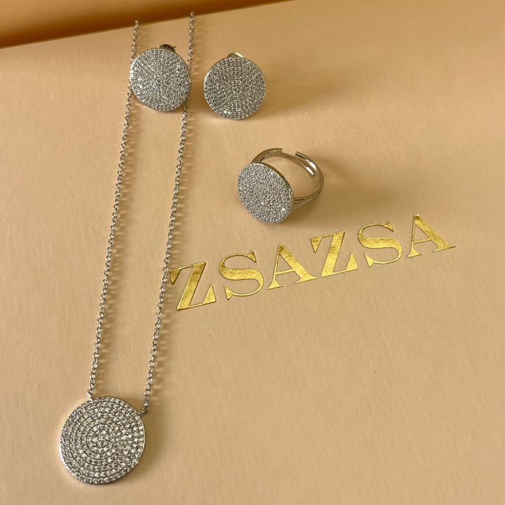 Silver round zircone set
