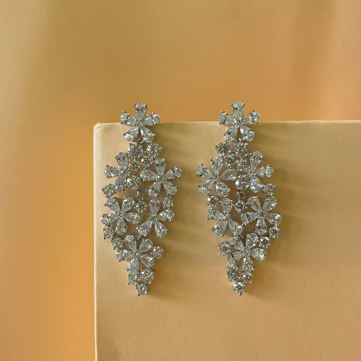 Silver zircone flowers earrings