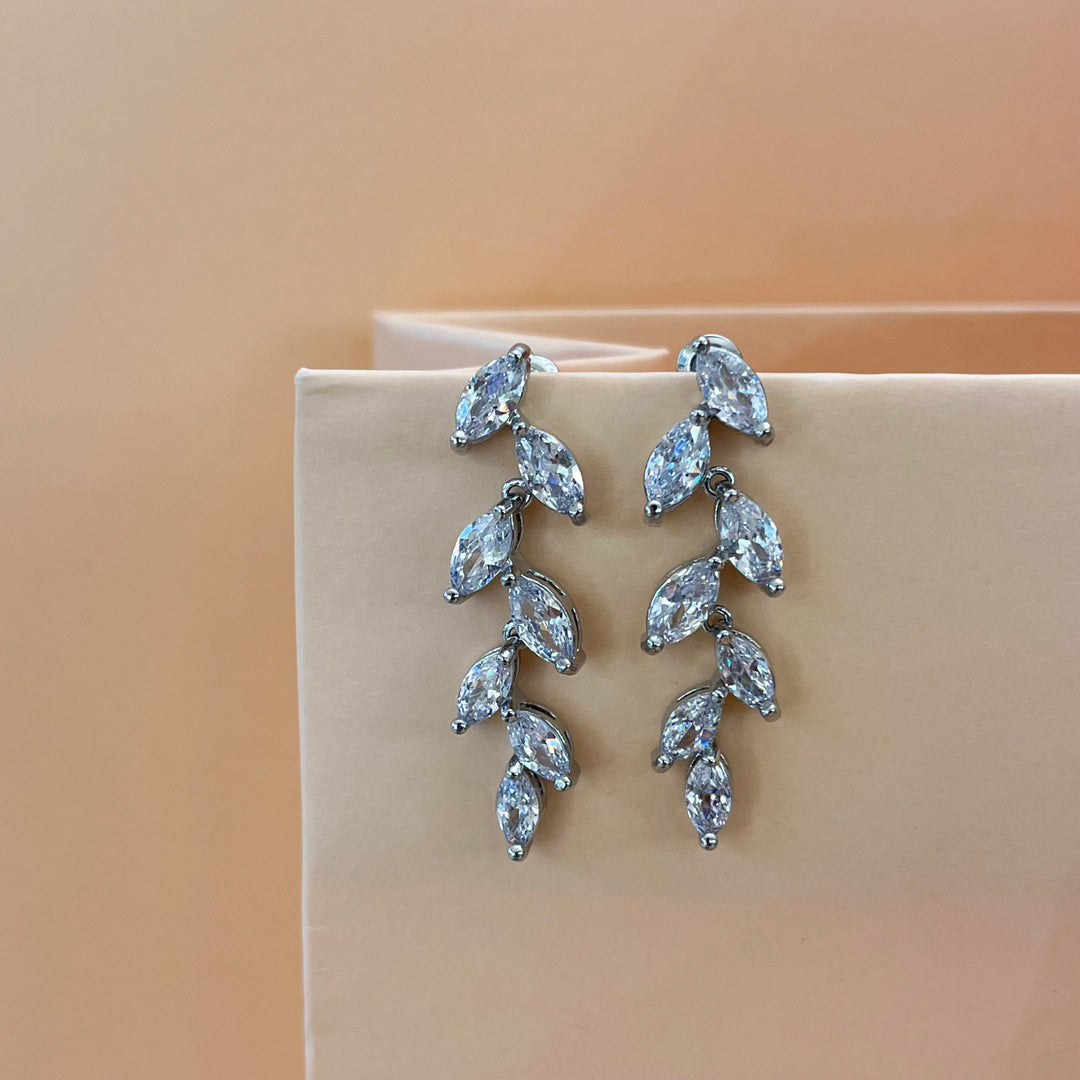 Silver zircone marquise earrings