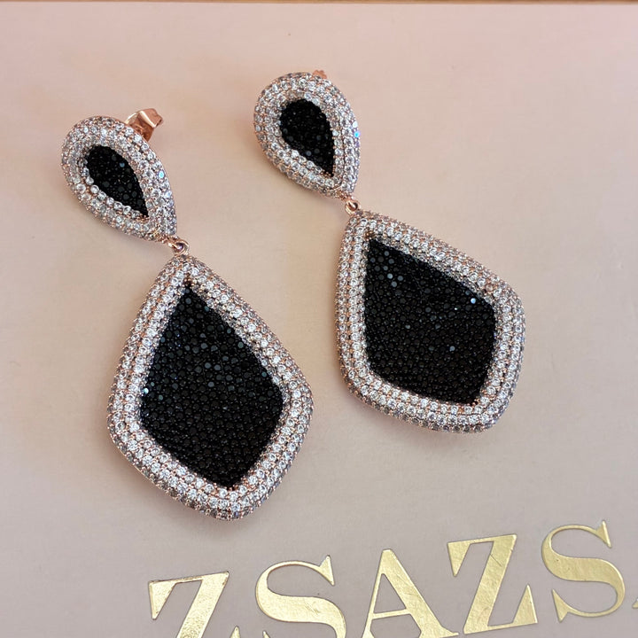 Black zircone rose gold plated pendant set