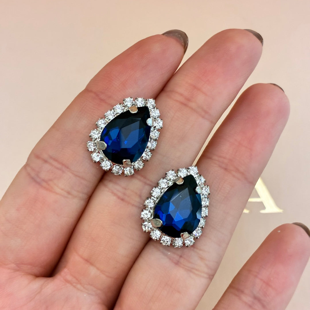 Navy blue Teardrop Preciosa crystals set
