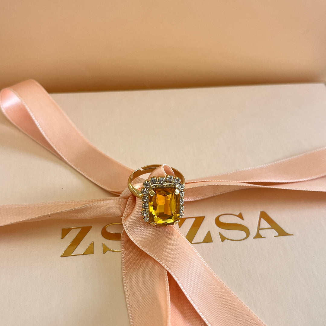 Yellow Swarovski crystals studs and ring