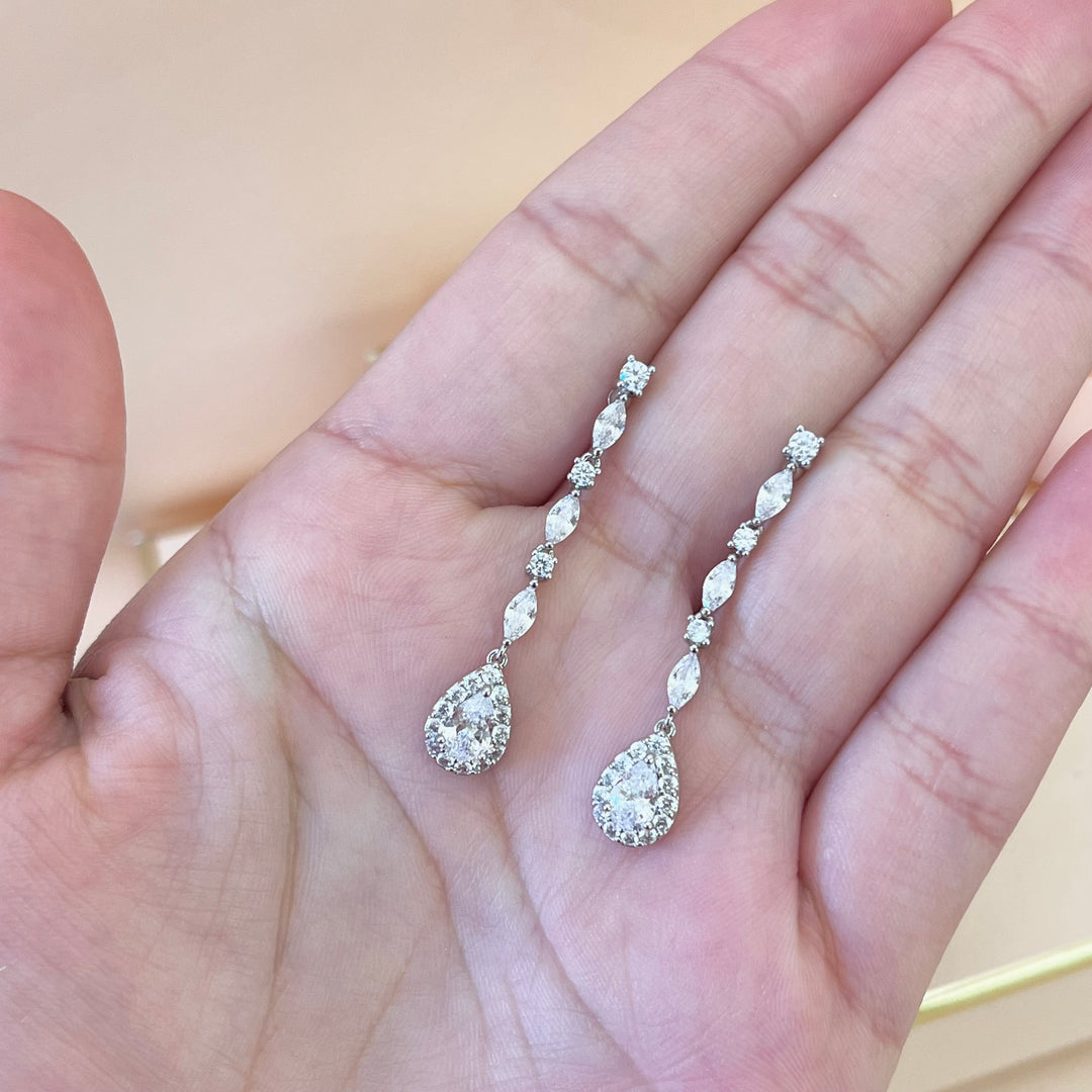 Silver zircone earrings