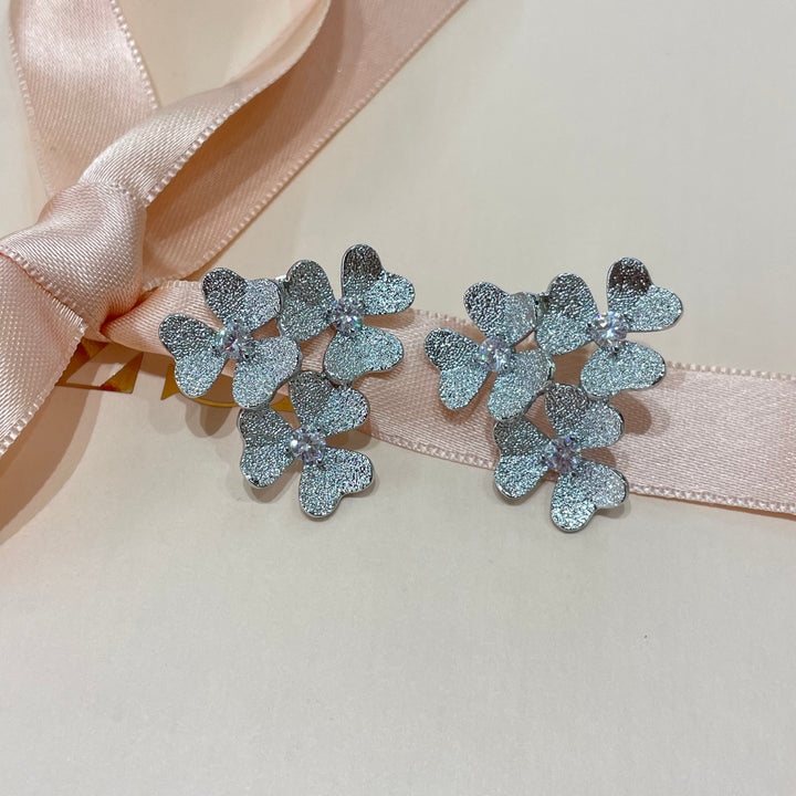 Flower earrings