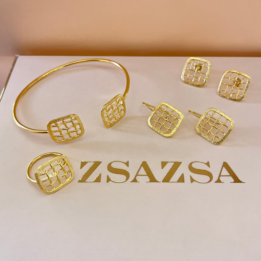 Grid gold handmade set