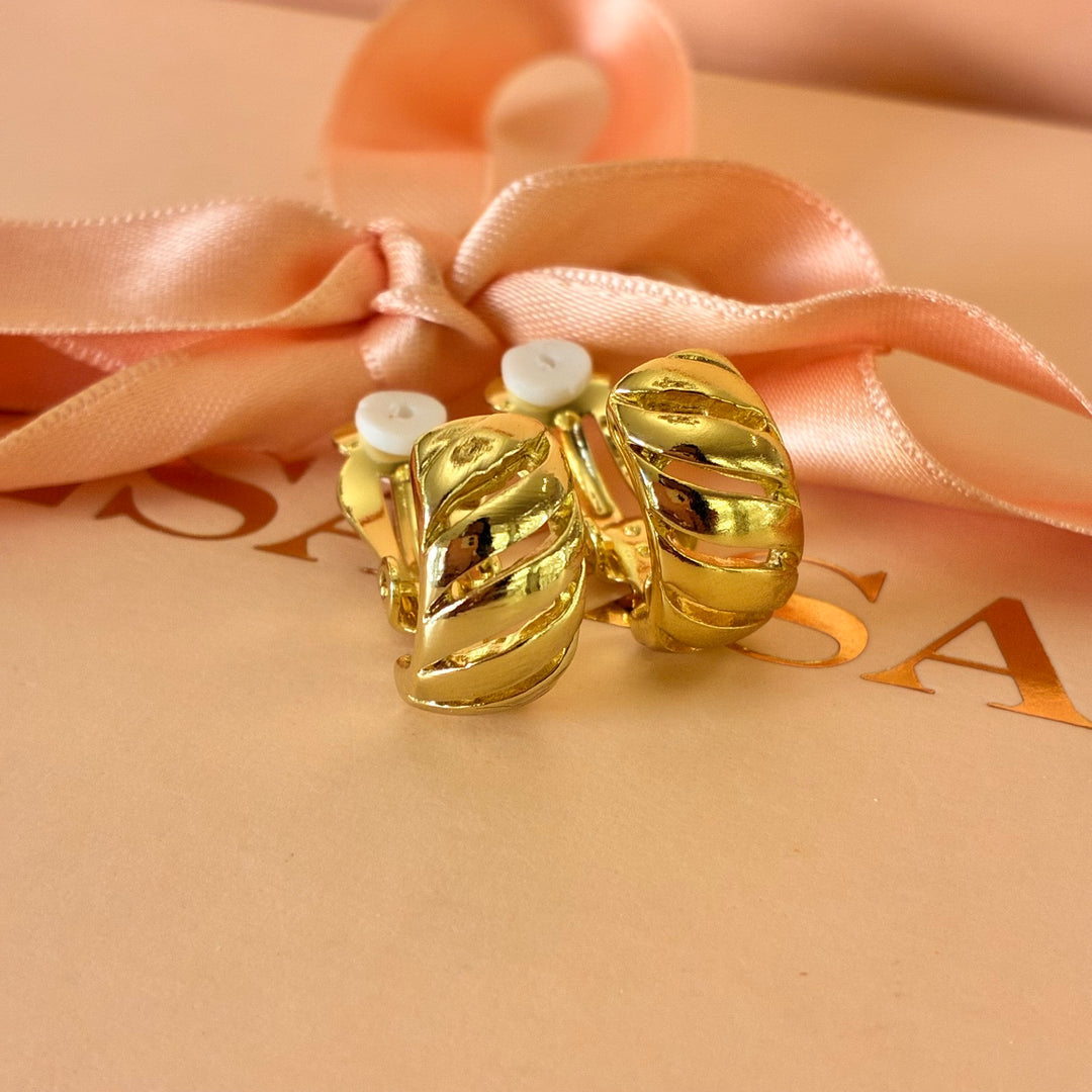 Plain clip on half hoops