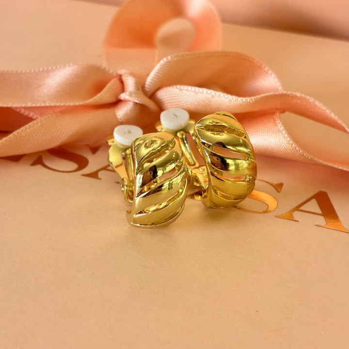 Plain clip on half hoops