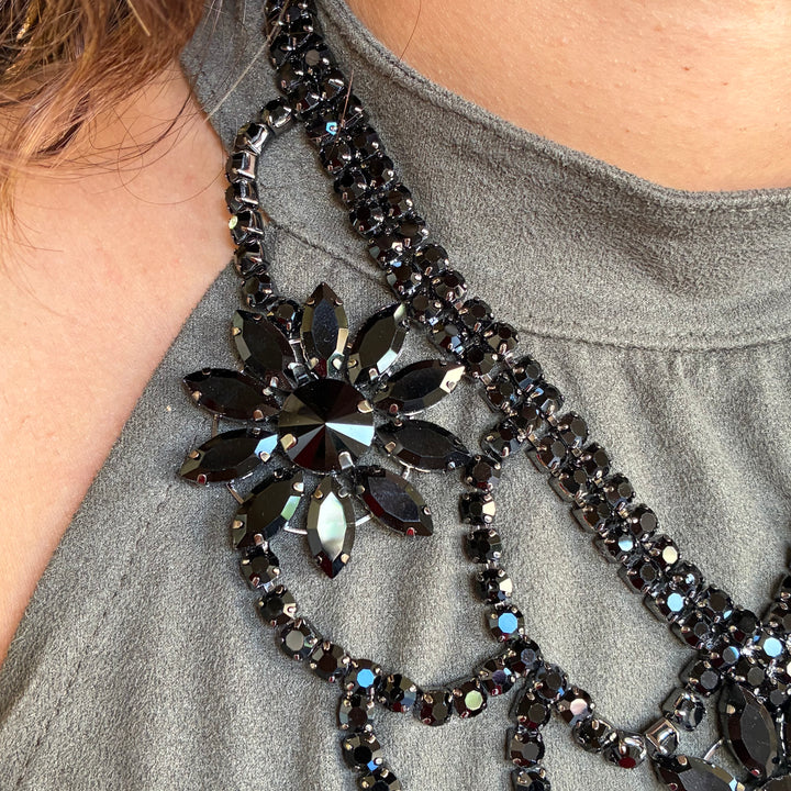 Statement Chunky all black necklace