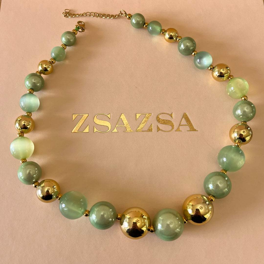 Light green resin sets