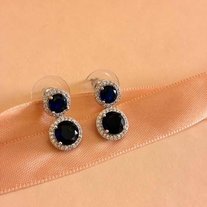 Double round navy blue zircone earrings