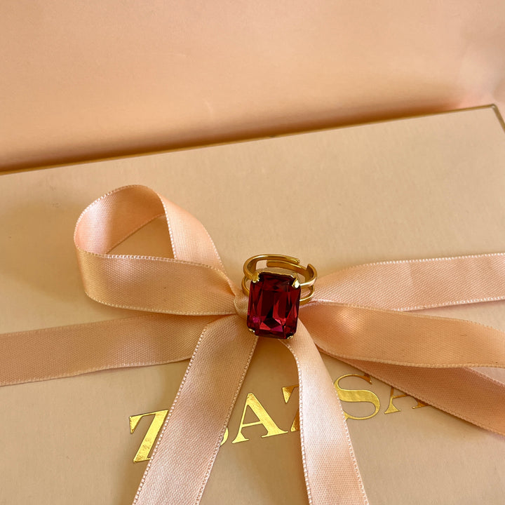 Red rectangular Swarovski crystals studs and ring