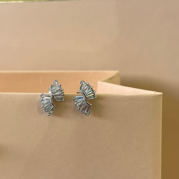 Silver zircone baguette studs