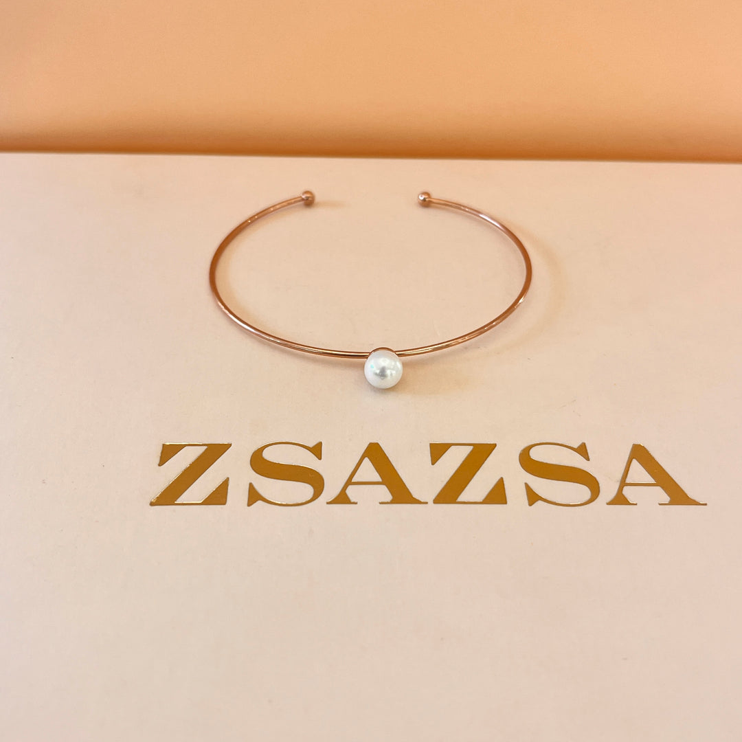 Pearl rose gold plated bangle