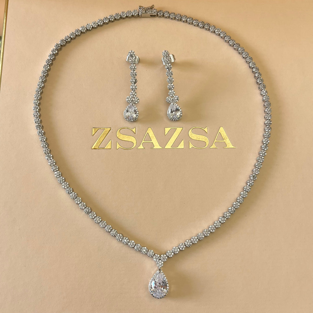 Silver zircone teardrop set