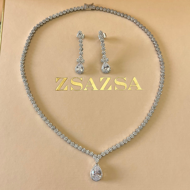 Silver zircone teardrop set