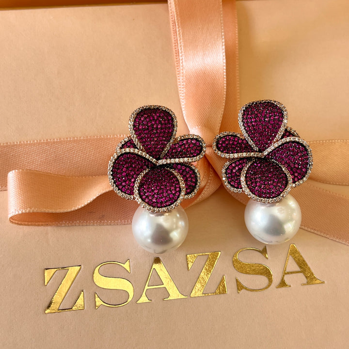 Fuchsia zircone and pearls earrings