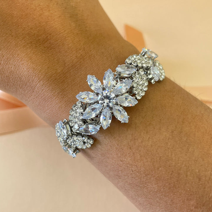 Flower bangle
