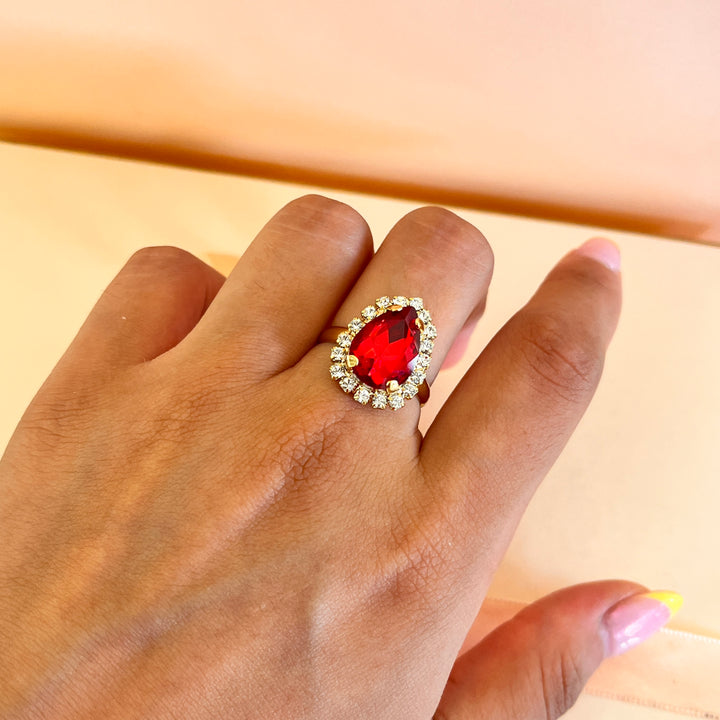 Red teardrop presiosa crystals set