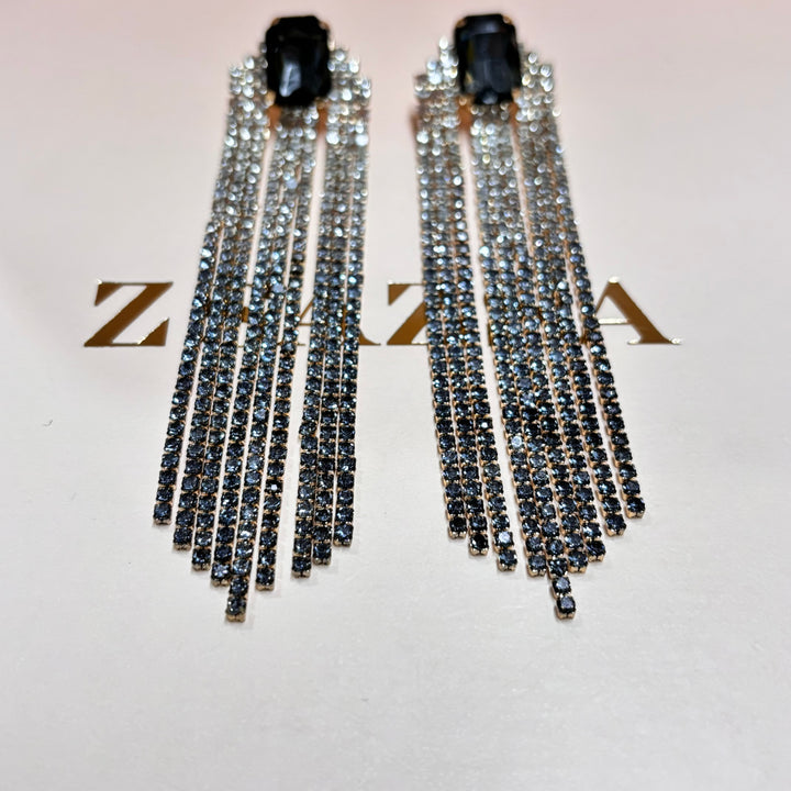 Elegant grey earrings
