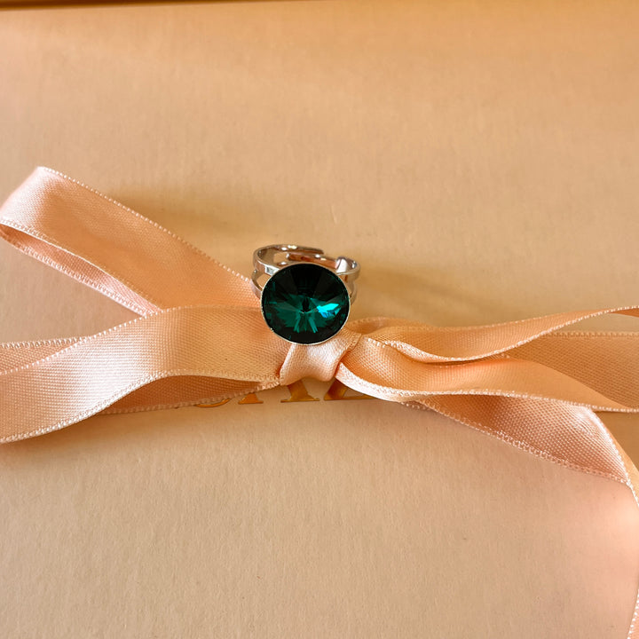 Dark green Swarovski crystals set