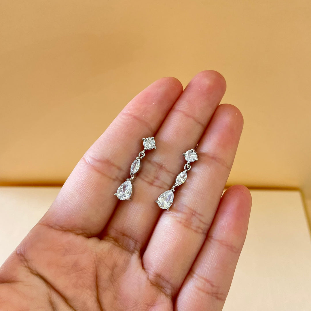 Silver zircone teardrop & marquise set