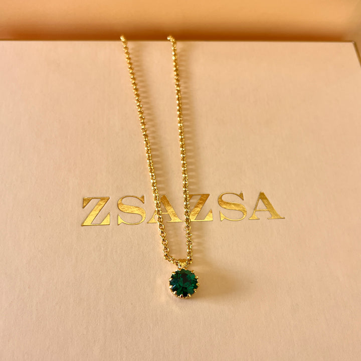 Dark green preciosa crystals set