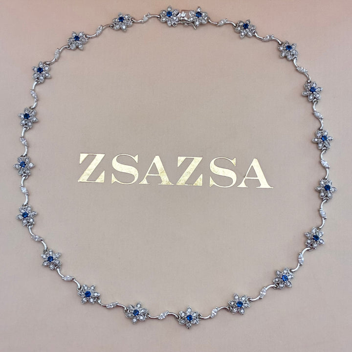 Dainty flowers navy blue zircone necklace