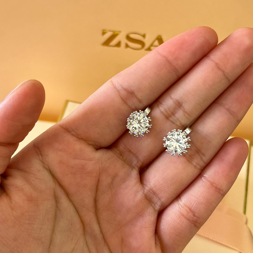 Silver zircone studs